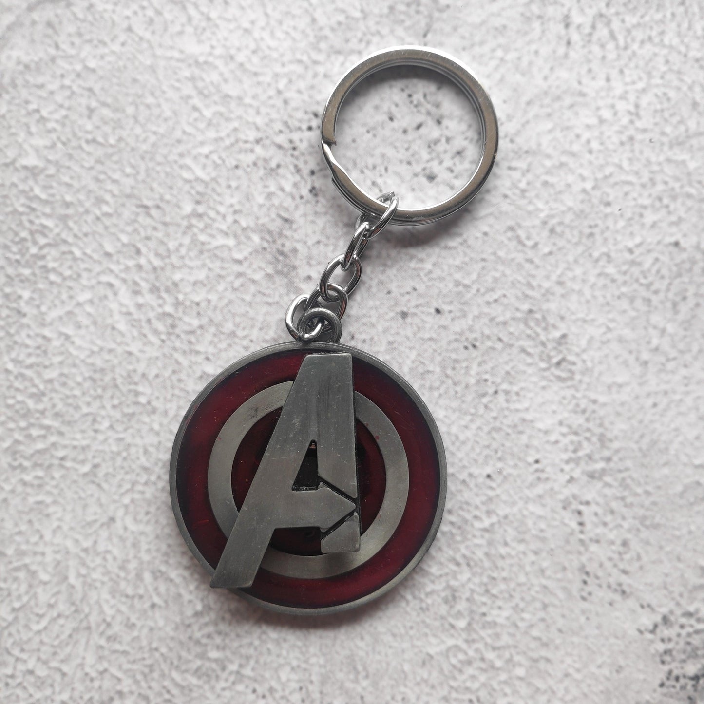 Avengers Logo Metal Keychain – Marvel Superhero Emblem